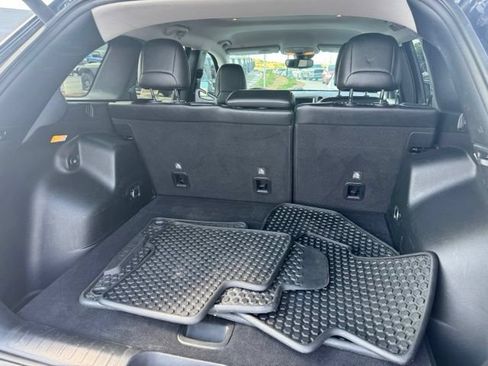 Used 2022 Jeep Cherokee Trailhawk w/ Premium Leather Package AWD/4WD image 24