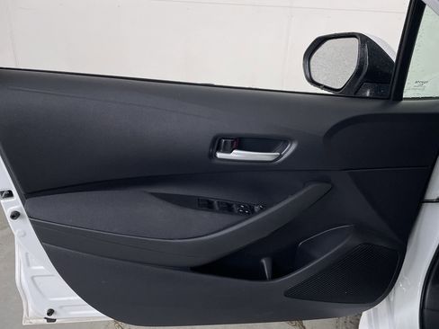 Used 2021 Toyota Corolla LE FWD image 10