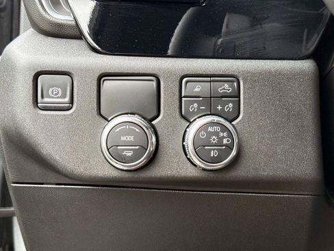 Used 2025 GMC Sierra 1500 Elevation w/ Elevation Premium Package RWD image 31