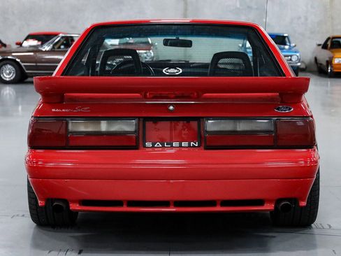 Used 1993 Ford Mustang LX RWD image 16