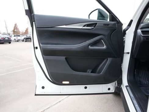 Used 2025 INFINITI QX60 Luxe w/ Vision Package image 18