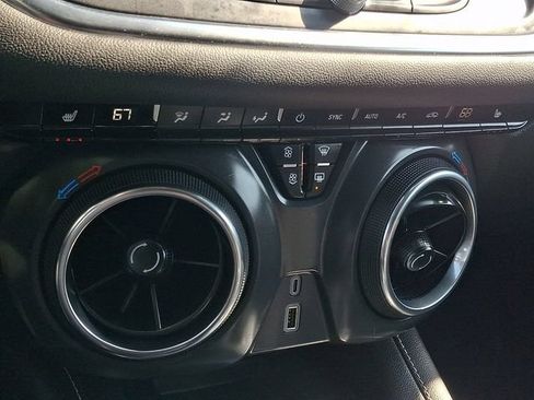 Certified 2024 Chevrolet Blazer LT w/ Convenience Package AWD/4WD image 15