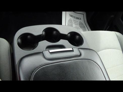 Certified 2022 RAM 1500 Classic SLT image 24