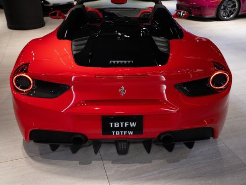 Used 2018 Ferrari 488 Spider RWD image 26