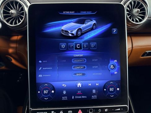 Used 2022 Mercedes-Benz SL 55 AMG 4MATIC image 19