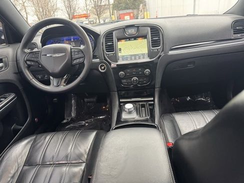 Used 2017 Chrysler 300 S w/ 300S Premium Group image 25