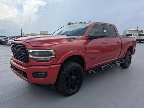 Used 2022 RAM 2500 Laramie w/ Night Edition AWD/4WD image 7