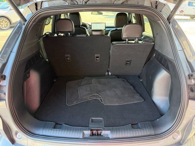 Used 2024 Ford Escape ST-Line w/ Tech Pack #1 AWD/4WD image 7