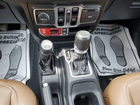 Used 2020 Jeep Gladiator Rubicon w/ LED Lighting Group AWD/4WD image 20