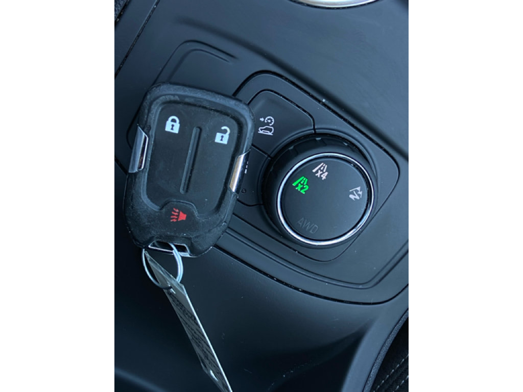 Used 2024 GMC Terrain SLE AWD/4WD image 22
