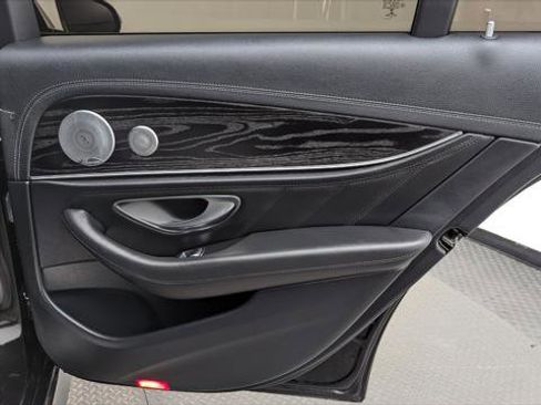 Used 2018 Mercedes-Benz E 43 AMG 4MATIC Sedan image 19