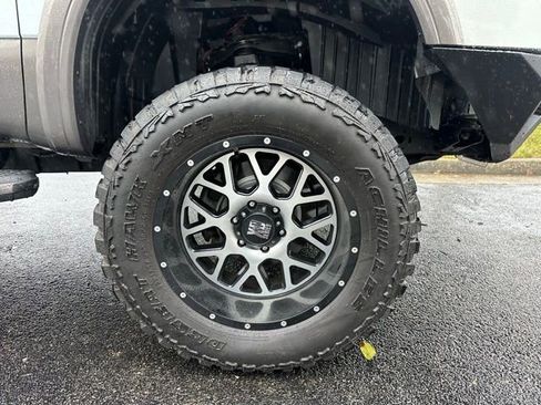 Used 2019 Nissan Titan Platinum Reserve w/ Platinum Utility Package image 13