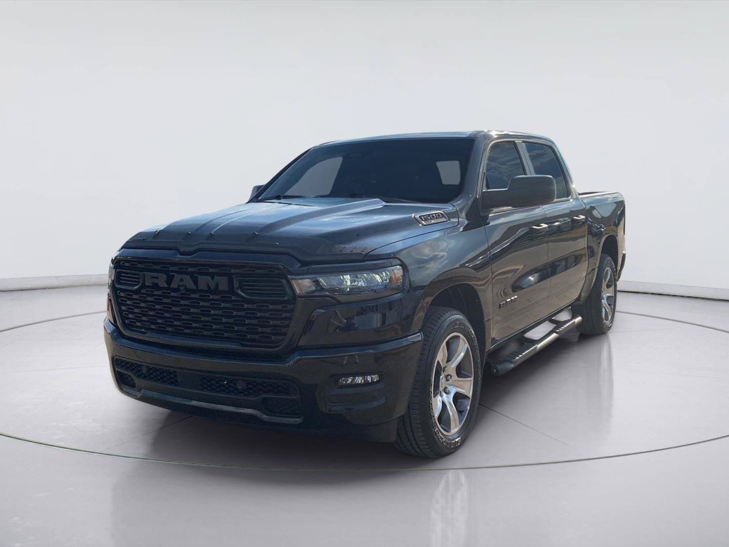 Used 2026 RAM 1500 Express RWD image 1