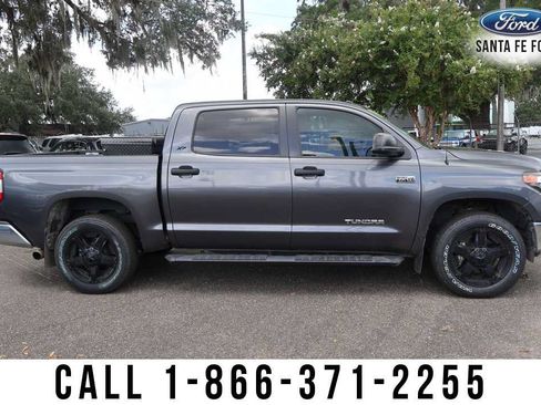 Used 2019 Toyota Tundra SR5 w/ SR5 Upgrade Package AWD/4WD image 7