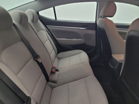 Used 2020 Hyundai Elantra SEL FWD image 19