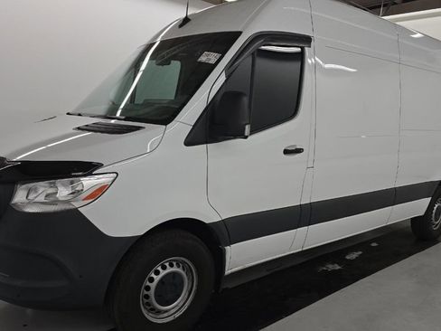 Used 2023 Mercedes-Benz Sprinter 2500 image 1