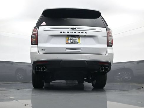 Used 2024 Chevrolet Suburban High Country AWD/4WD image 27