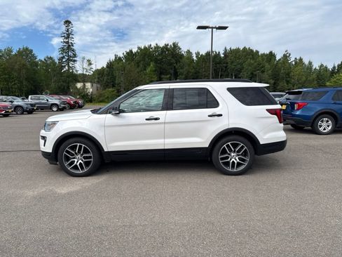 Used 2018 Ford Explorer Sport AWD/4WD image 11