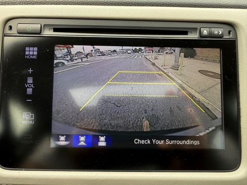 Used 2018 Honda HR-V EX image 16