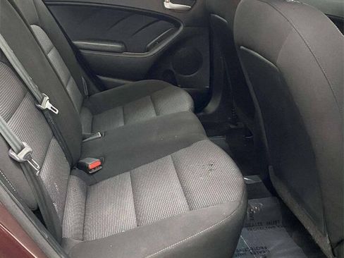 Used 2017 Kia Forte LX FWD image 8