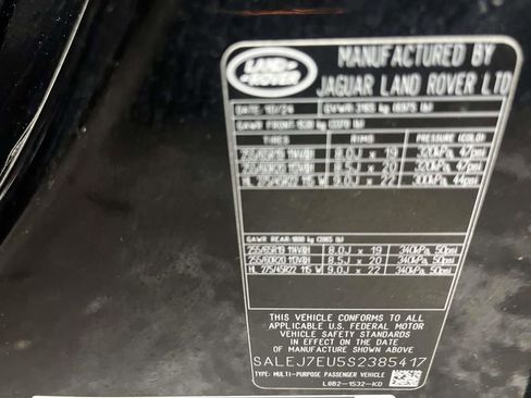 Used 2025 Land Rover Defender 110 S AWD/4WD image 23