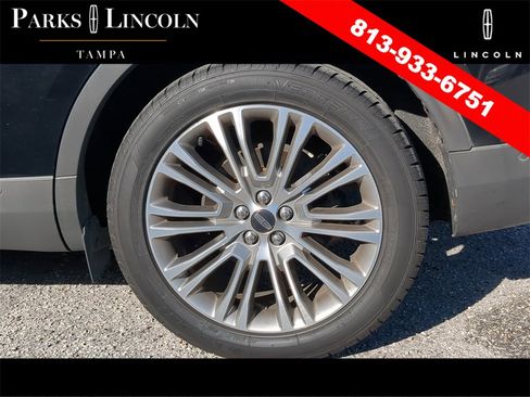 Used 2017 Lincoln MKX Reserve w/ Luxury Package image 13