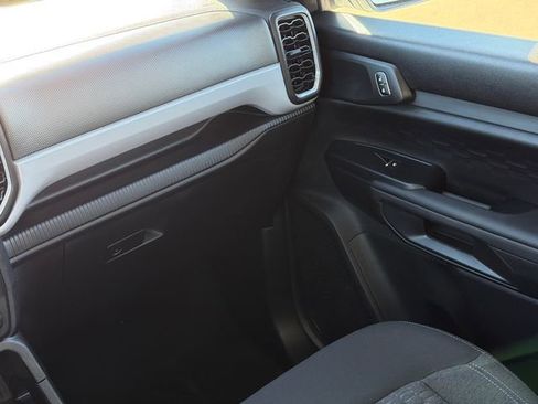 Used 2025 Ford Ranger XL RWD image 14