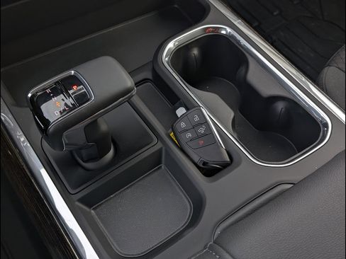 New 2026 GMC Sierra 1500 Elevation w/ Preferred Package AWD/4WD image 27