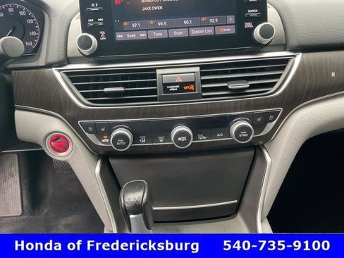 Certified 2018 Honda Accord Touring image 30