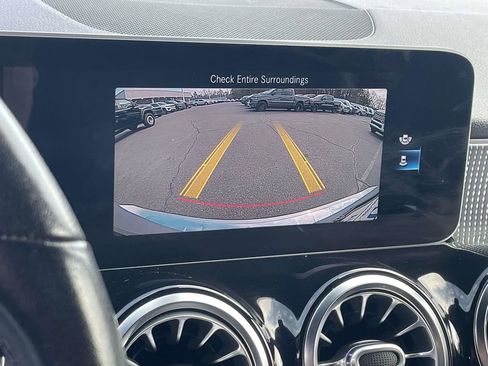 Used 2020 Mercedes-Benz GLB 250 4MATIC image 35