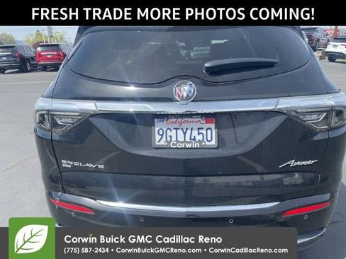 Used 2023 Buick Enclave Avenir image 6