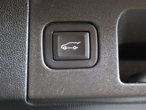 Used 2024 Cadillac XT5 Premium Luxury FWD image 19
