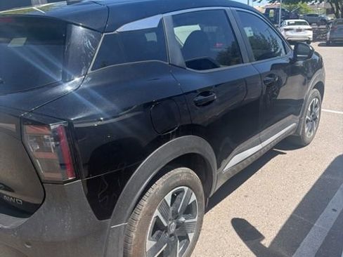 Used 2025 Nissan Kicks SV w/ Charging Package AWD/4WD image 12