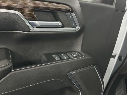 Used 2023 GMC Sierra 1500 SLE image 11