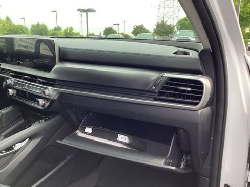 Used 2023 Kia Telluride S AWD/4WD image 41