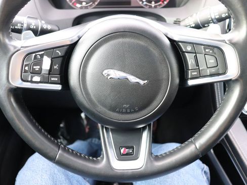 Used 2020 Jaguar F-PACE S AWD/4WD image 29