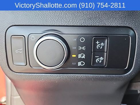 Used 2025 Ford Escape ST-Line w/ Tech Pack #1 FWD image 16
