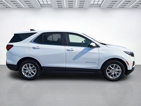 Used 2022 Chevrolet Equinox LT FWD image 3