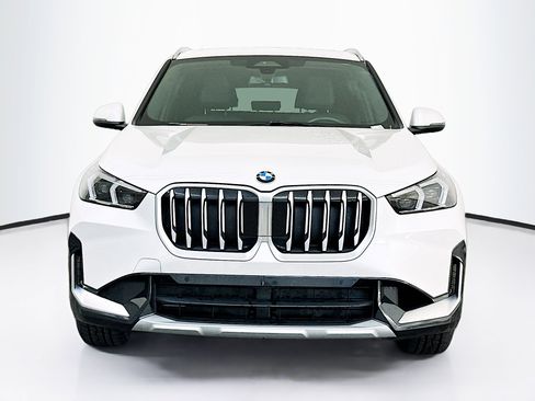 Used 2025 BMW X1 xDrive28i image 2