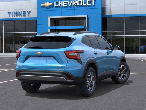 New 2026 Chevrolet Trax LT image 4