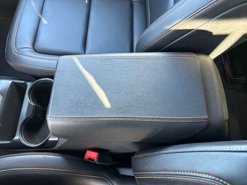 Used 2024 Ford Bronco Badlands image 20