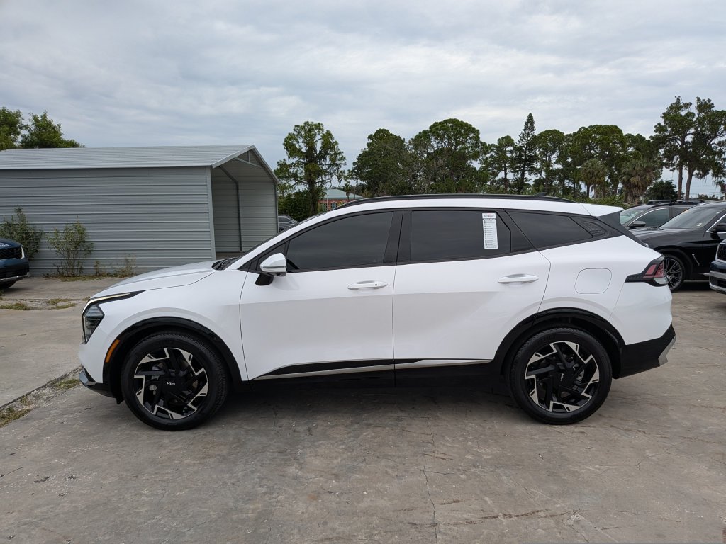 Certified 2025 Kia Sportage SX FWD image 5