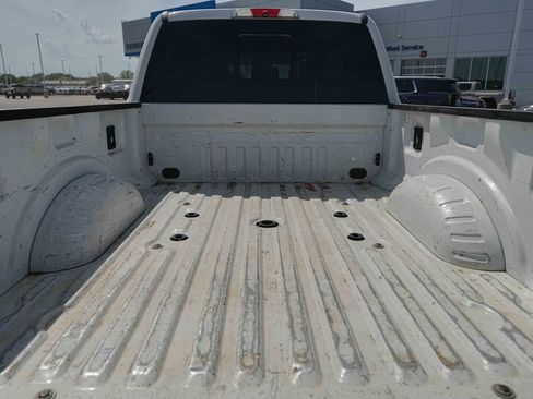 Used 2019 Ford F250 Lariat w/ Lariat Ultimate Package AWD/4WD image 11