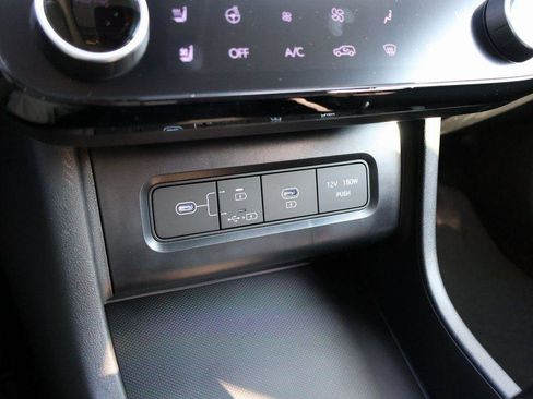 New 2026 Hyundai Tucson Limited image 40