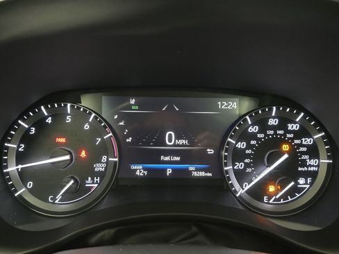 Used 2021 Toyota Highlander XLE image 26