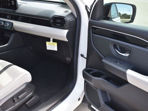 Used 2026 Honda Passport RTL image 13