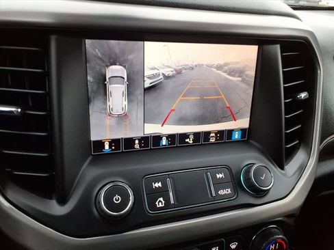 Used 2023 GMC Acadia AT4 w/ Technology Package image 31