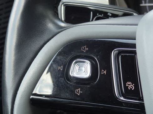 Used 2022 Lincoln Corsair AWD w/ Premium Package image 18