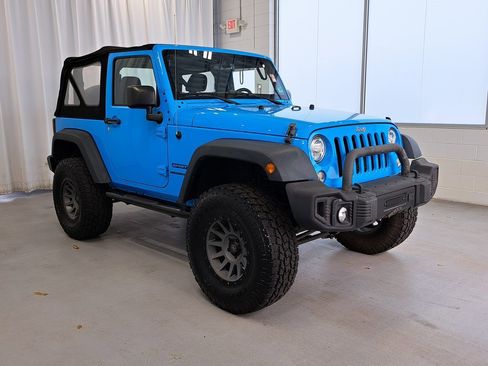 Used 2017 Jeep Wrangler Sport w/ Quick Order Package 23S image 4