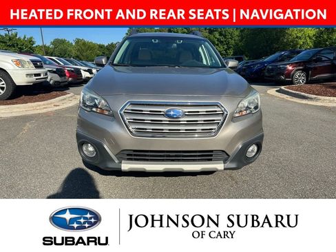 Used 2016 Subaru Outback 2.5i Limited AWD/4WD image 2